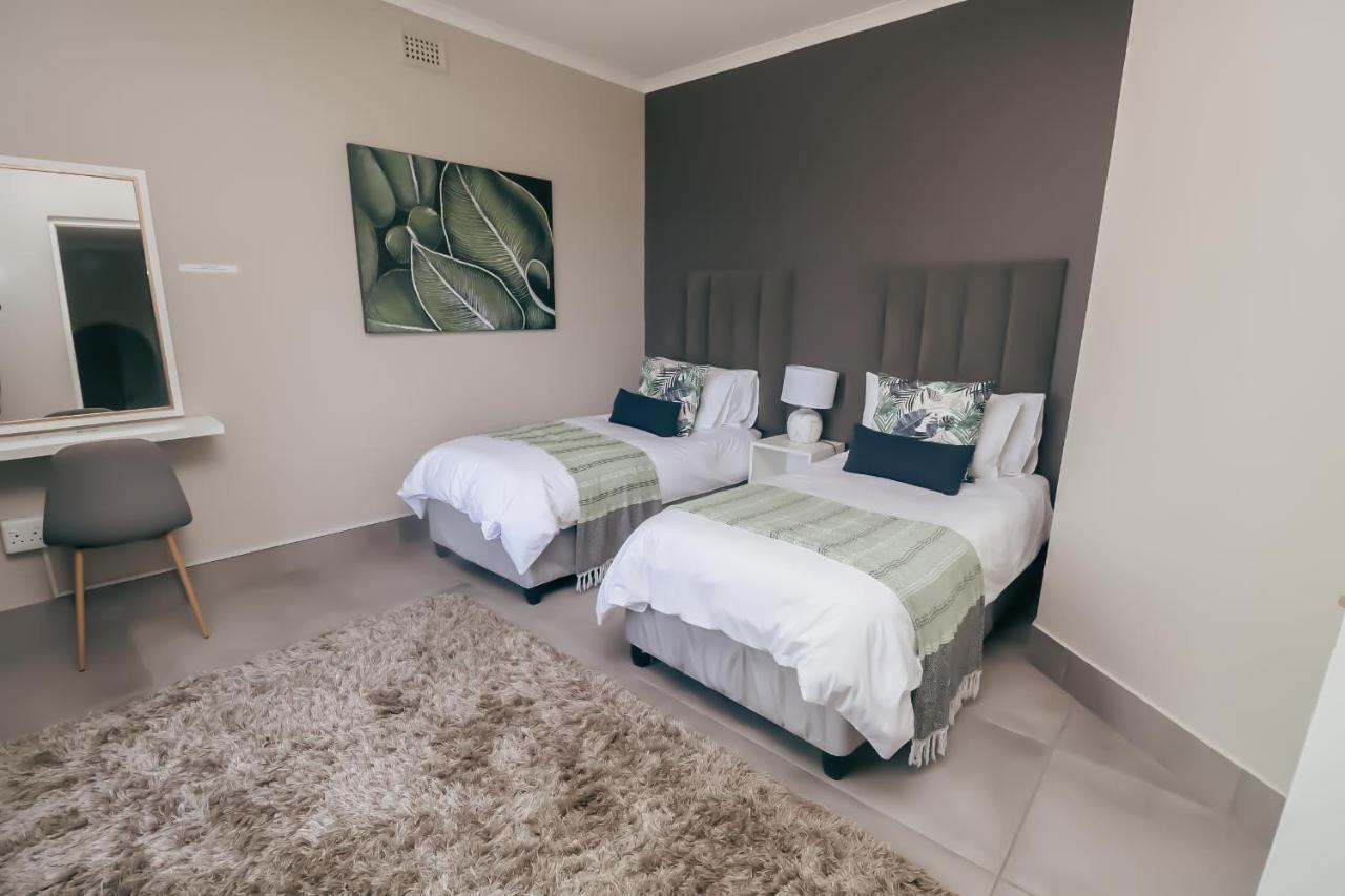 Villa Ocean Rocks Villa, Umhlanga Durban